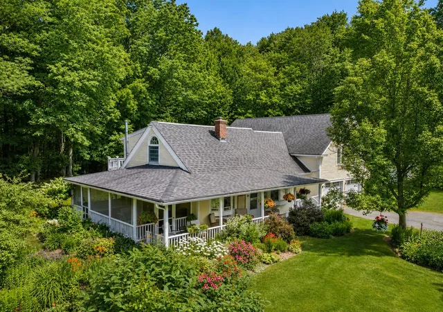 Photo 1 of Single family home for sale at 1451 Tucker Hill Rd, Waitsfield, VT 05673 | MLS# 5104436 | Listing updated on 2026-08-27