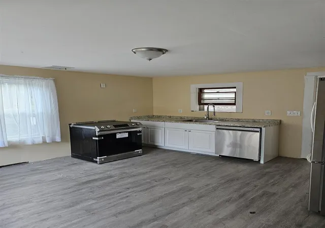 Photo 4 of Single family home for sale at 130 Morgan St, Bennington, VT 05201 | MLS# 5104457 | Listing updated on 2026-08-18