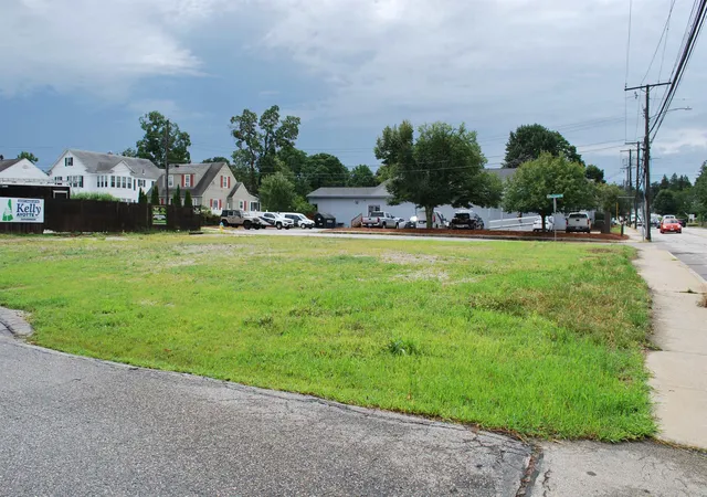 1st image of 352 354 Main St, Nashua, NH 03060 | MLS# 5104482