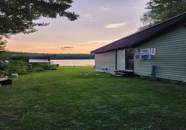 5th image of 6 Holiday Shore Dr, Dunbarton, NH 03046 | MLS# 5104506