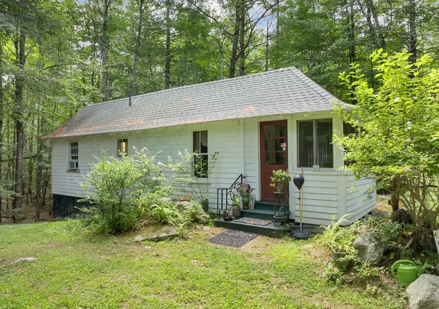 2nd image of 6 Kehonka Hill Rd, Wolfeboro, NH 03894 | MLS# 5104513