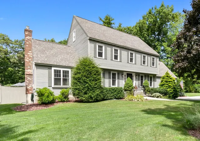 1st image of 19 Buttonwood Dr, Derry, NH 03038 | MLS# 5104520