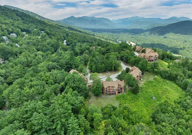 Photo 2 of Condo for sale at 31 Top Notch Rd #31, Bartlett, NH 03812 | MLS# 5104522 | Listing updated on 2026-08-12