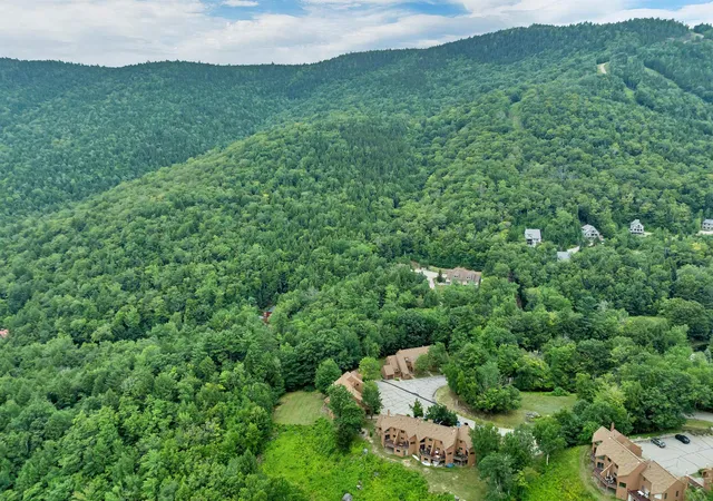 Photo 2 of Condo for sale at 31 Top Notch Rd #31, Bartlett, NH 03812 | MLS# 5104522 | Listing updated on 2026-08-12