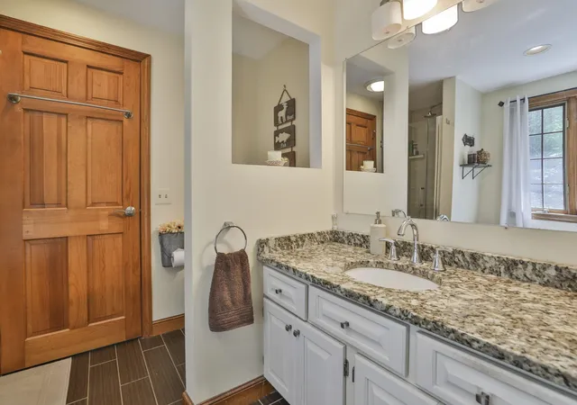 Photo 44 of Sale Pending at 54b Oak Hill Rd, Brookline, NH 03033 | MLS# 5104529 | Listing updated on 2026-08-25