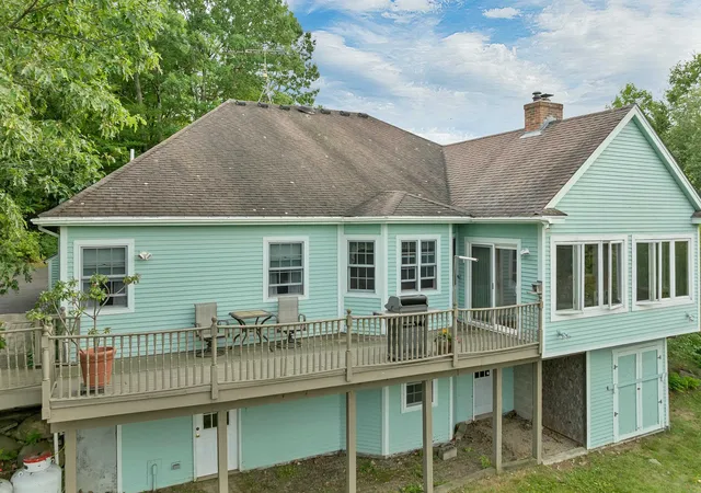 2nd image of 109 Ledgeside Ln, Plymouth, NH 03264 | MLS# 5104532