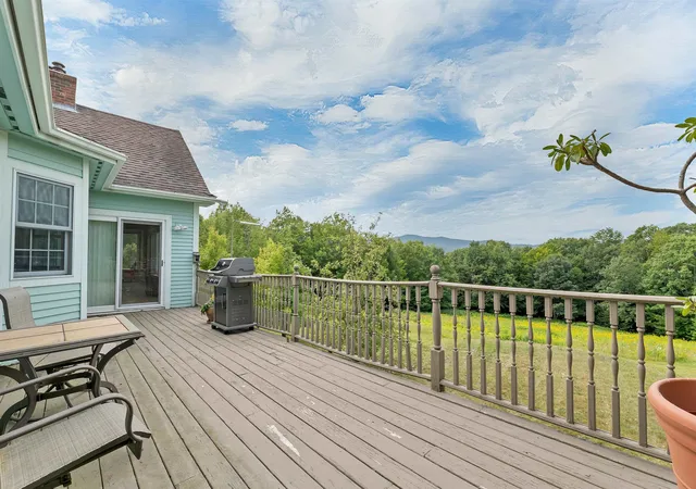 3rd image of 109 Ledgeside Ln, Plymouth, NH 03264 | MLS# 5104532