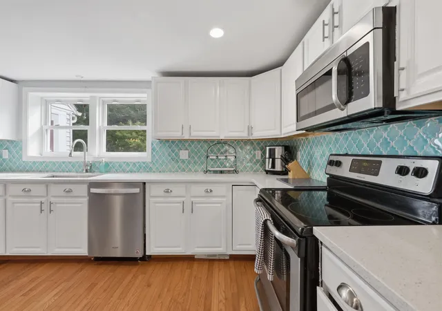 Photo 2 of Single family home for sale at 201 Walton Rd, Seabrook, NH 03874 | MLS# 5104551 | Listing updated on 2026-09-08