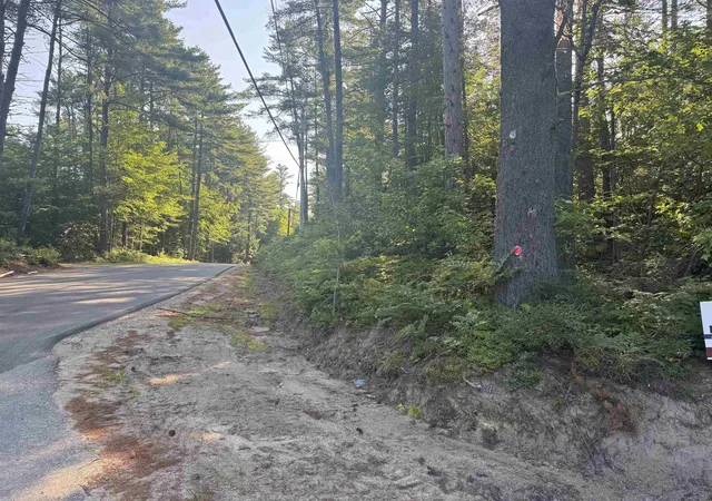 2nd image of 5 John Hodsdon Rd, Ossipee, NH 03864 | MLS# 5104566