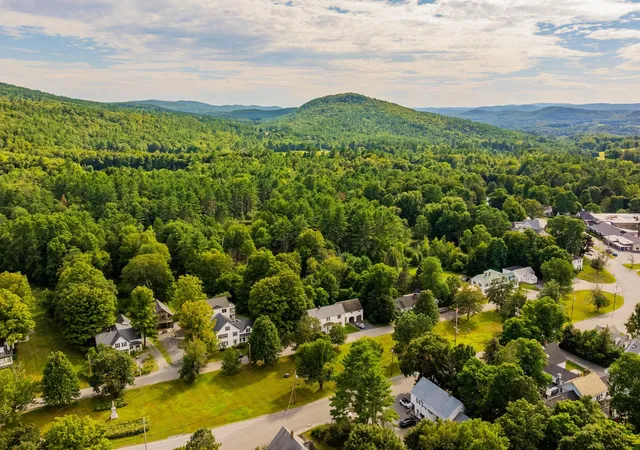 2nd image of 14 On The Common #5, Lyme, NH 03768 | MLS# 5104567