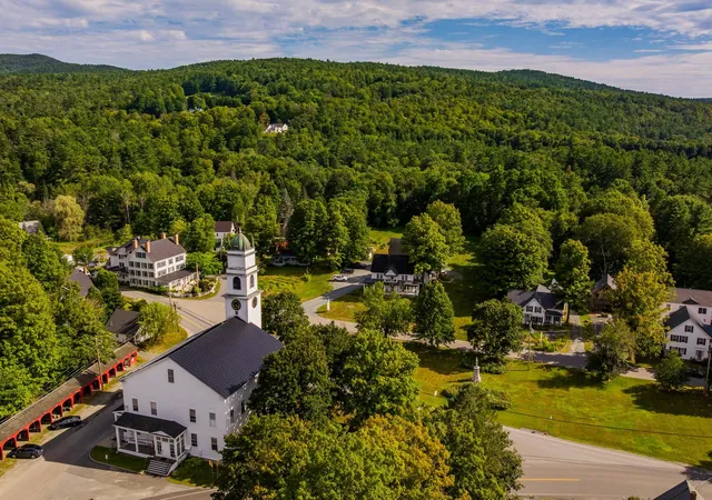 4th image of 14 On The Common #5, Lyme, NH 03768 | MLS# 5104567