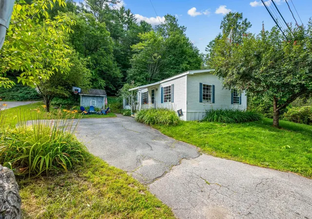 1st image of 126 Highland Ave, Littleton, NH 03561 | MLS# 5104569