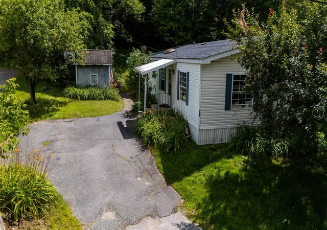 4th image of 126 Highland Ave, Littleton, NH 03561 | MLS# 5104569