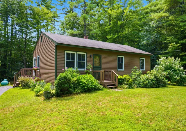 2nd image of 18 Goshen Dr, Loudon, NH 03307 | MLS# 5104575