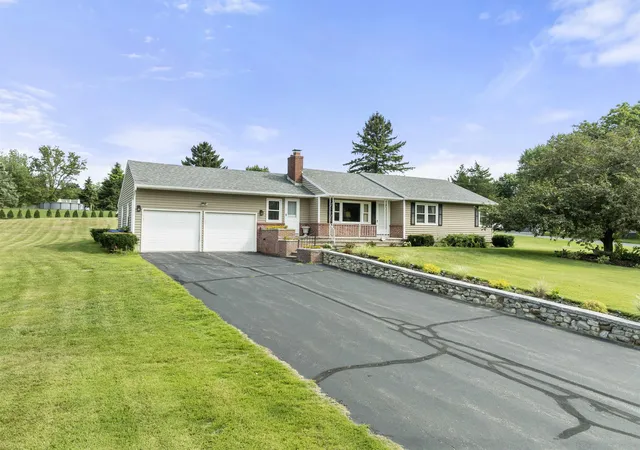 Photo 1 of Single family home for sale at 1310 Wellington Rd, Manchester, NH 03104 | MLS# 5104577 | Listing updated on 2026-09-16