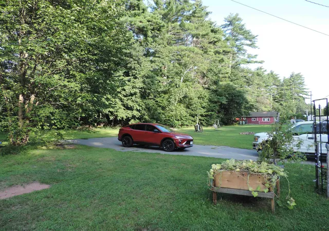 3rd image of 573 Route 103 E Hwy, Warner, NH 03278 | MLS# 5104596