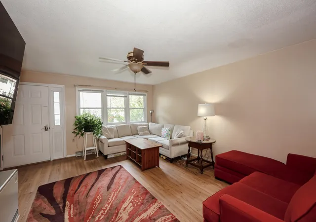 2nd image of 9 Pine Isle Dr #B, Derry, NH 03038 | MLS# 5104604