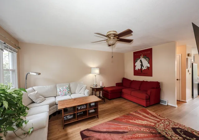 3rd image of 9 Pine Isle Dr #B, Derry, NH 03038 | MLS# 5104604
