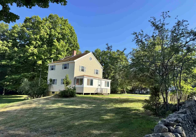 4th image of 241 Nimble Hill Rd, Newington, NH 03801 | MLS# 5104608