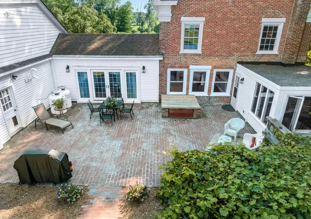 Photo 4 of Single family home for sale at 695 Us Route 2, Milton, VT 05468 | MLS# 5104616 | Listing updated on 2026-10-02