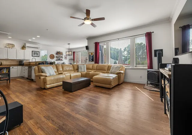 Photo 4 of Single family home for sale at 32 Fountain Wy, West Lebanon, NH 03784 | MLS# 5104628 | Listing updated on 2026-08-17