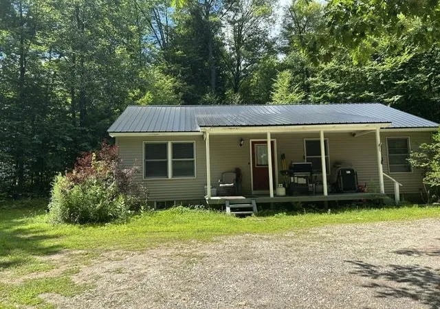 Single family home for sale at 14 Rutha Dr, Newfane, VT 05345 | MLS# 5104631