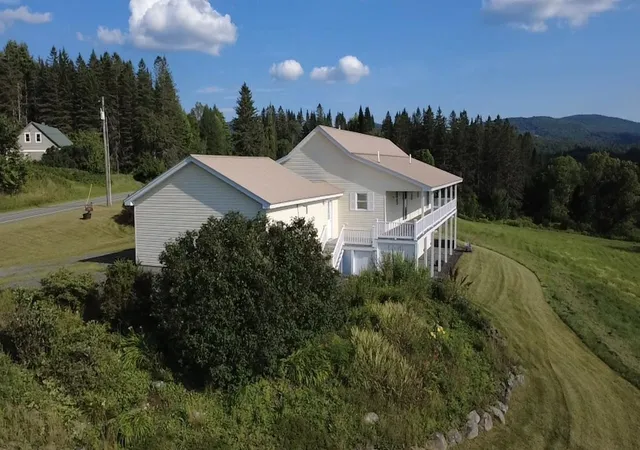 Photo 4 of Single family home for sale at 864 West Main St, Concord, VT 05824 | MLS# 5104637 | Listing updated on 2026-08-12