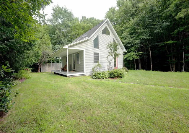 Photo 4 of Sale Pending at 2515 River Rd, Waterbury, VT 05676 | MLS# 5104641 | Listing updated on 2026-08-19