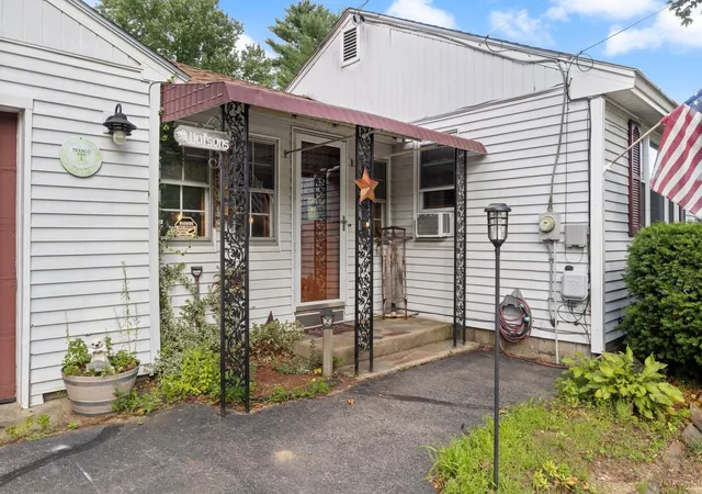 Photo 3 of Sale Pending at 19 Cross Rd, Rochester, NH 03868 | MLS# 5104669 | Listing updated on 2026-08-21