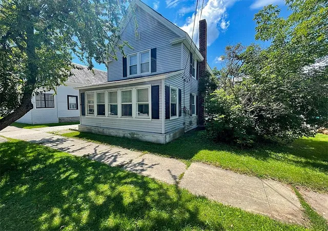 Photo 2 of Single family home for sale at 43 Howe St, Rutland, VT 05701 | MLS# 5104673 | Listing updated on 2026-09-14