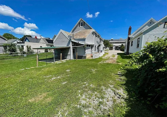 Photo 3 of Single family home for sale at 43 Howe St, Rutland, VT 05701 | MLS# 5104673 | Listing updated on 2026-09-14