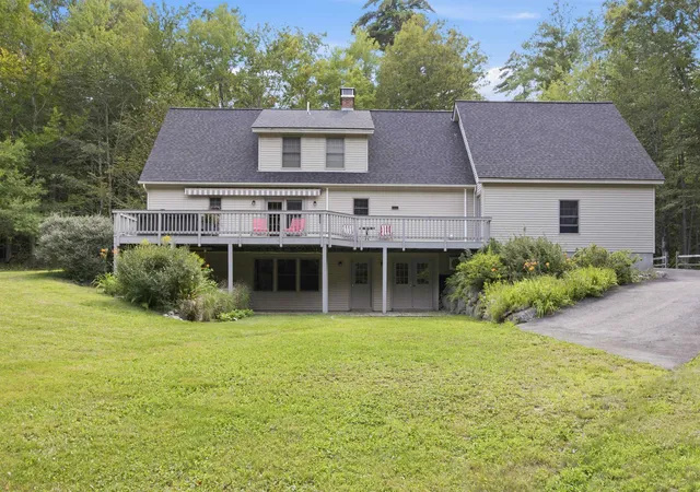 2nd image of 10 Avon Shores Rd, Moultonborough, NH 03254 | MLS# 5104675