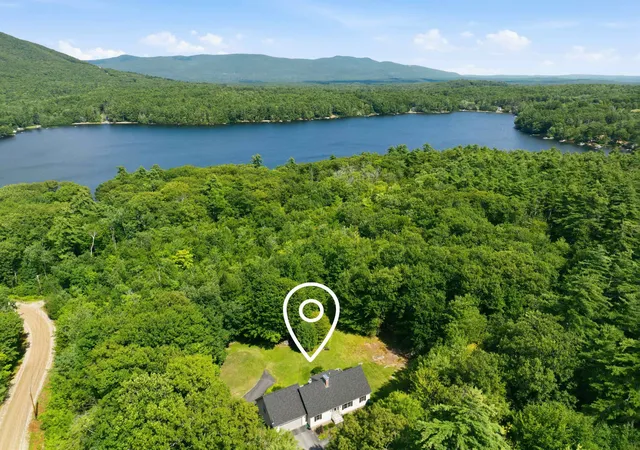 3rd image of 10 Avon Shores Rd, Moultonborough, NH 03254 | MLS# 5104675
