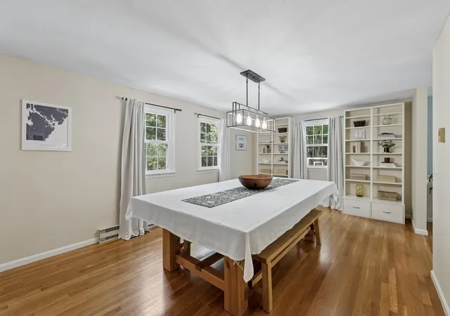 Photo 4 of Single family home for sale at 33 Ffrost Dr, Durham, NH 03824 | MLS# 5104681 | Listing updated on 2026-08-19