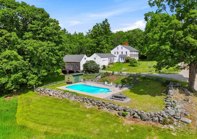 Photo 1 of Single family home for sale at 779 Liberty Hill Rd, Henniker, NH 03242 | MLS# 5104683 | Listing updated on 2026-09-17