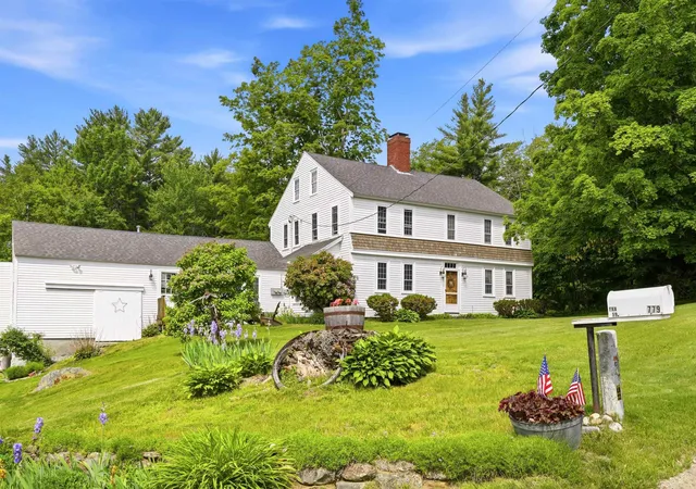 Photo 3 of Single family home for sale at 779 Liberty Hill Rd, Henniker, NH 03242 | MLS# 5104683 | Listing updated on 2026-09-17