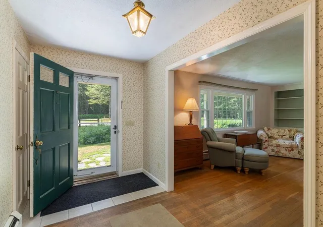 Photo 3 of Single family home for sale at 155 Job Seamans Acres, New London, NH 03257 | MLS# 5104685 | Listing updated on 2026-09-16