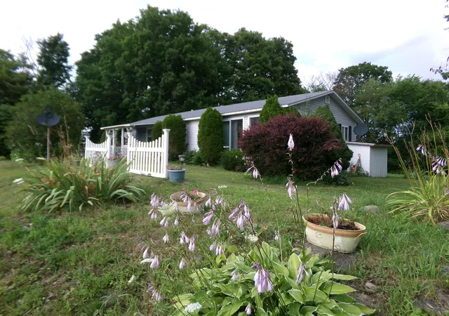 Photo 3 of Single family home for sale at 587 St Albans Rd, Swanton, VT 05488 | MLS# 5104702 | Listing updated on 2026-09-11