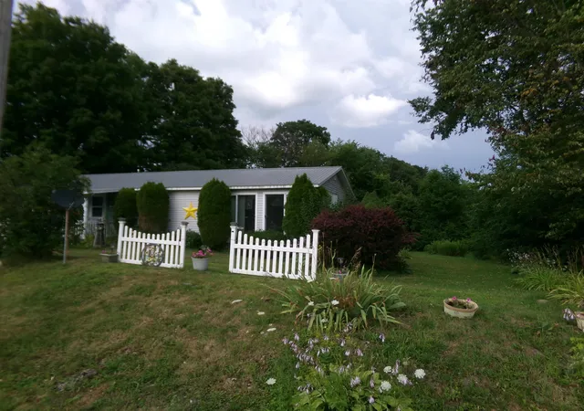 Photo 3 of Single family home for sale at 587 St Albans Rd, Swanton, VT 05488 | MLS# 5104702 | Listing updated on 2026-10-08