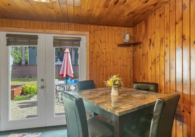 Photo 3 of Single family home for sale at 7 Donna St, Nashua, NH 03060 | MLS# 5104704 | Listing updated on 2026-09-26