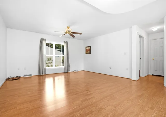 Photo 4 of Single family home for sale at 185 Tucker Dr, Contoocook, NH 03229 | MLS# 5104705 | Listing updated on 2026-09-23