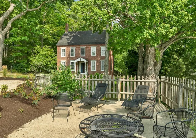 1st image of 49 Center St, Wolfeboro, NH 03894 | MLS# 5104711