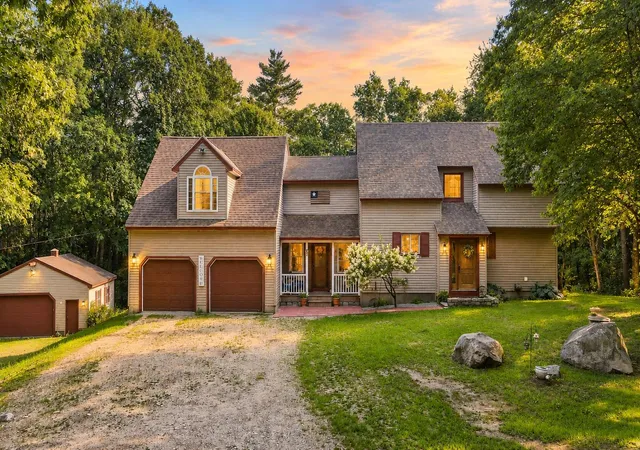 2nd image of 311 Rattlesnake Hill Rd, Auburn, NH 03032 | MLS# 5104715