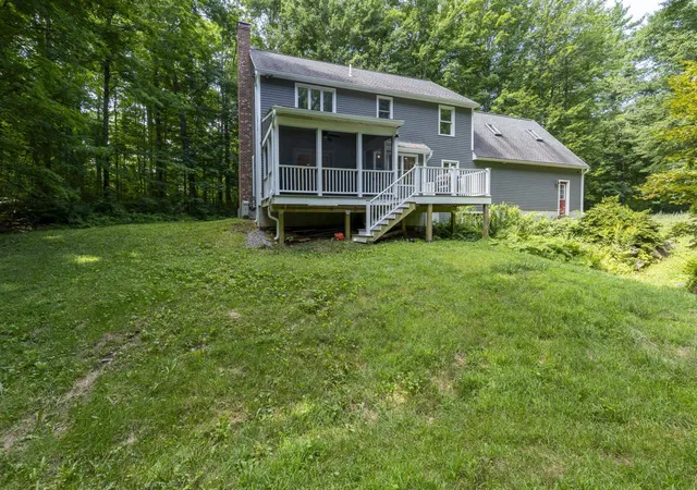 2nd image of 385 Northwest Rd, Canterbury, NH 03224 | MLS# 5104716