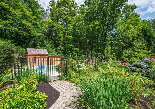Photo 3 of Single family home for sale at 470 Newmarket Rd, Warner, NH 03278 | MLS# 5104734 | Listing updated on 2026-10-06