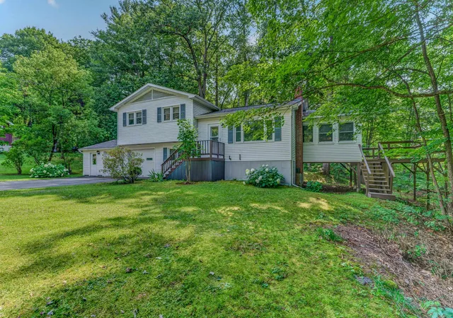 1st image of 29 Winter St, Littleton, NH 03561 | MLS# 5104737