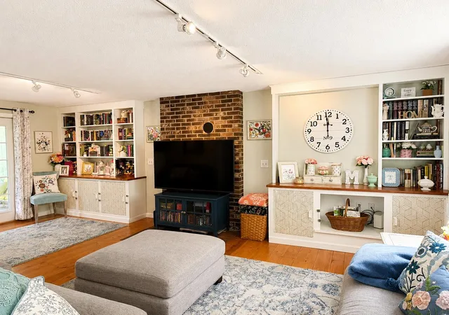 Photo 4 of Sale Pending at 439 North River Rd #5, Milford, NH 03055 | MLS# 5104738 | Listing updated on 2026-08-18