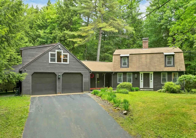 Photo 1 of Single family home for sale at 106 Cooper Rd, Hebron, NH 03241 | MLS# 5104743 | Listing updated on 2026-10-08