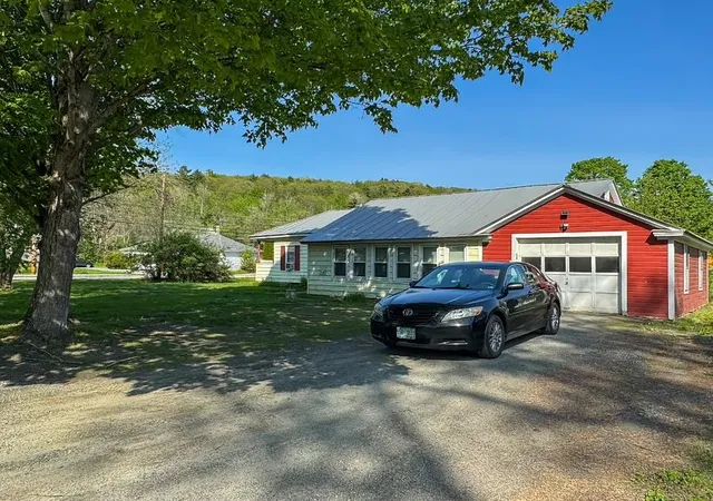 4th image of 1 Fortune St, Lebanon, NH 03766 | MLS# 5104757