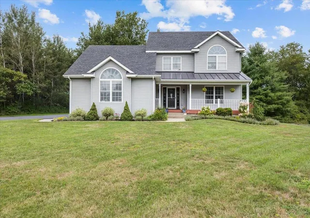 Photo 1 of Sale Pending at 15 South Main St, Jericho, VT 05465 | MLS# 5104763 | Listing updated on 2026-09-04